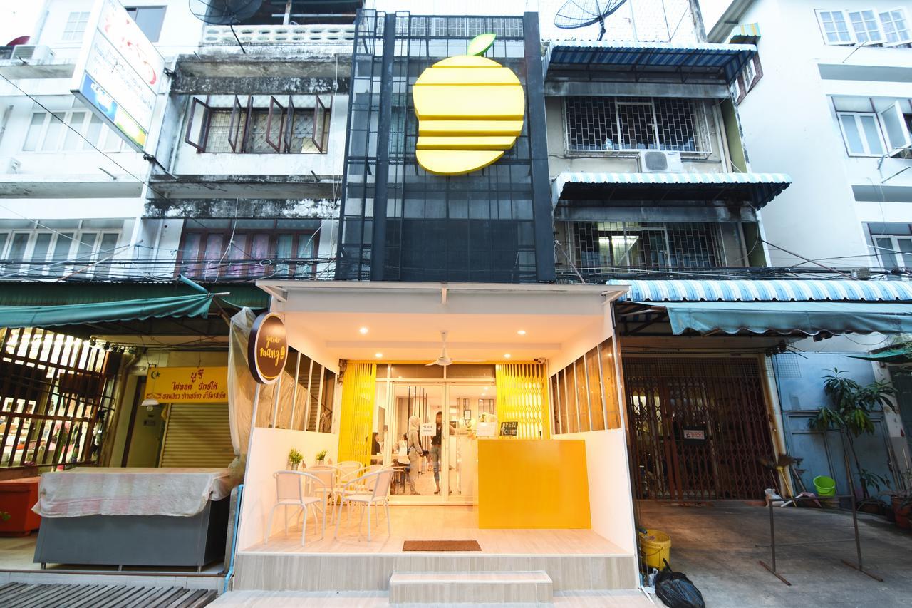 Yellow Mango Hostel กรุงเทพมหานคร ภายนอก รูปภาพ